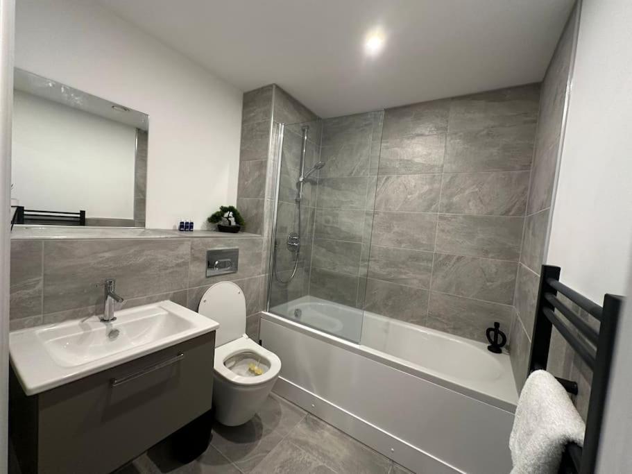 Apartment Stylish Free Parking & Gym